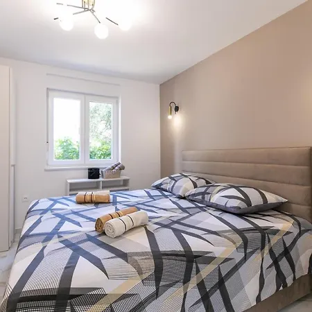 Apartman Suzi Pula Exterior photo
